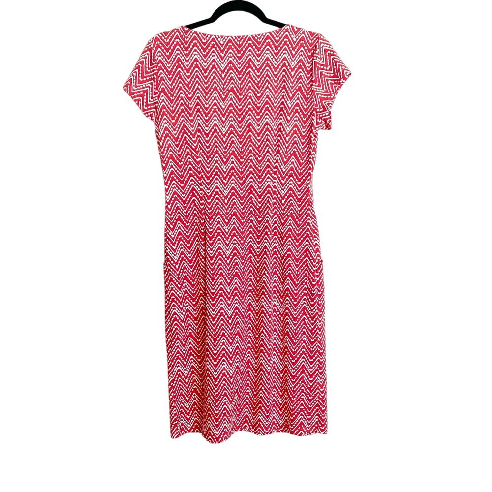 J. Mclaughlin Casual Dress Women's Size M Red Chevron Square Neck Short Sleeve - Picture 2 of 6
